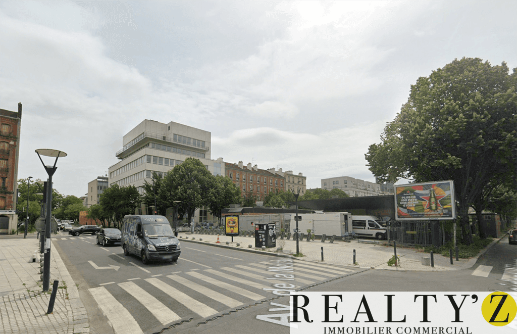 Local commercial · 1150 m² · Location — photo 1