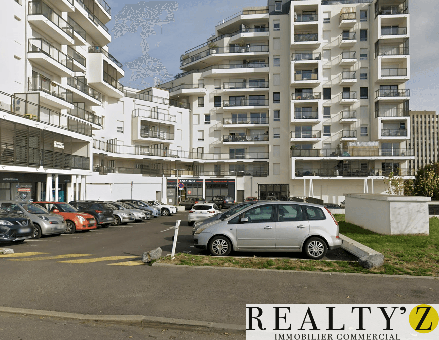 Local commercial · 150 m² · Location — photo 1