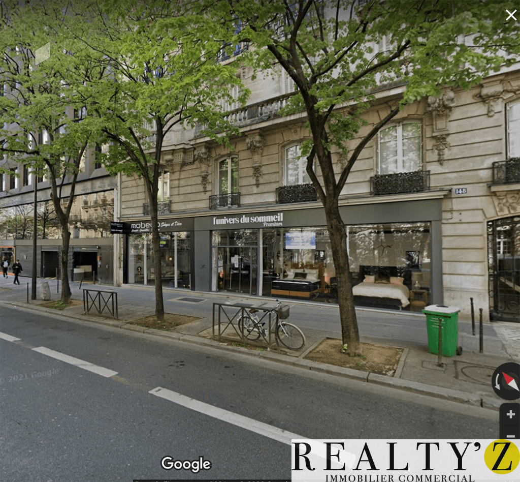 Local commercial · 225 m² · Location — photo 1