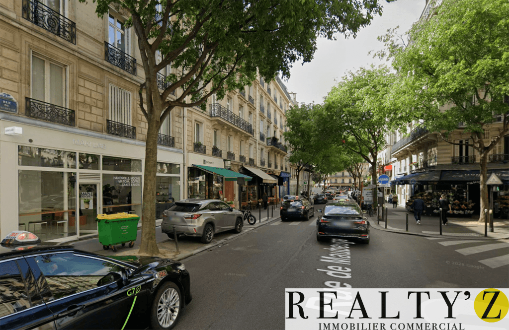 Local commercial · 204 m² · Location — photo 1