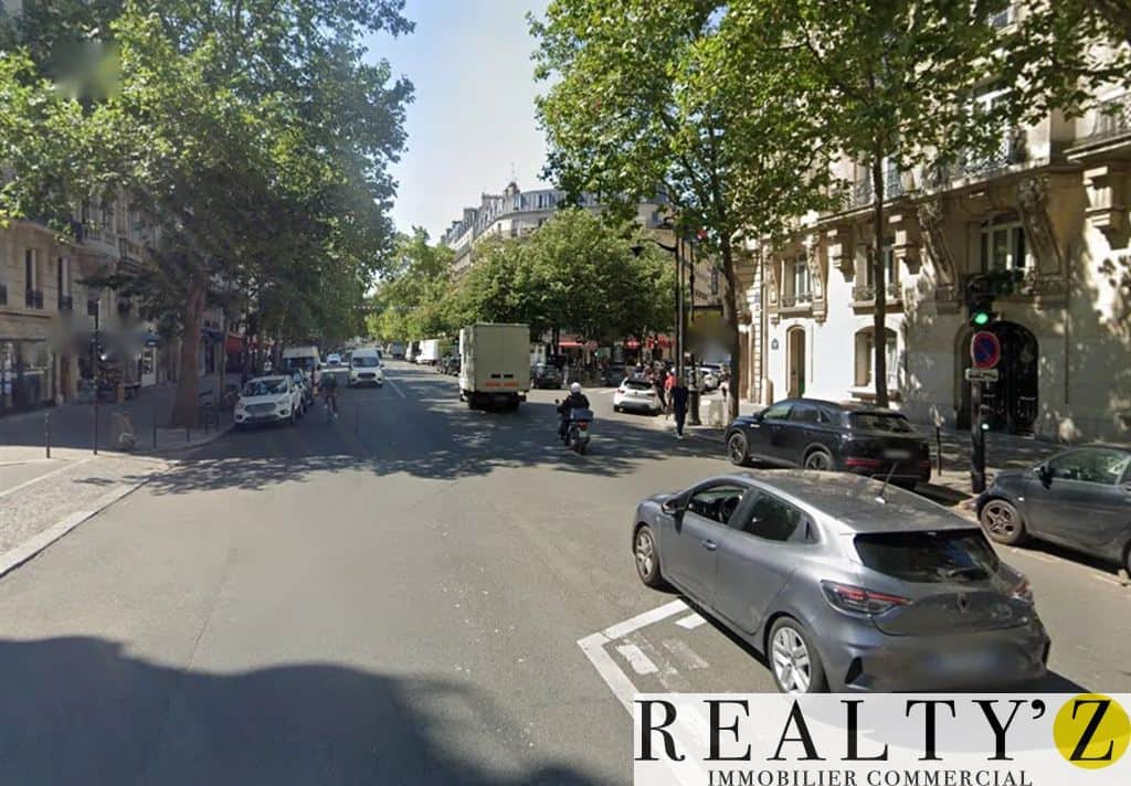 Local commercial · 90 m² · Location — photo 1