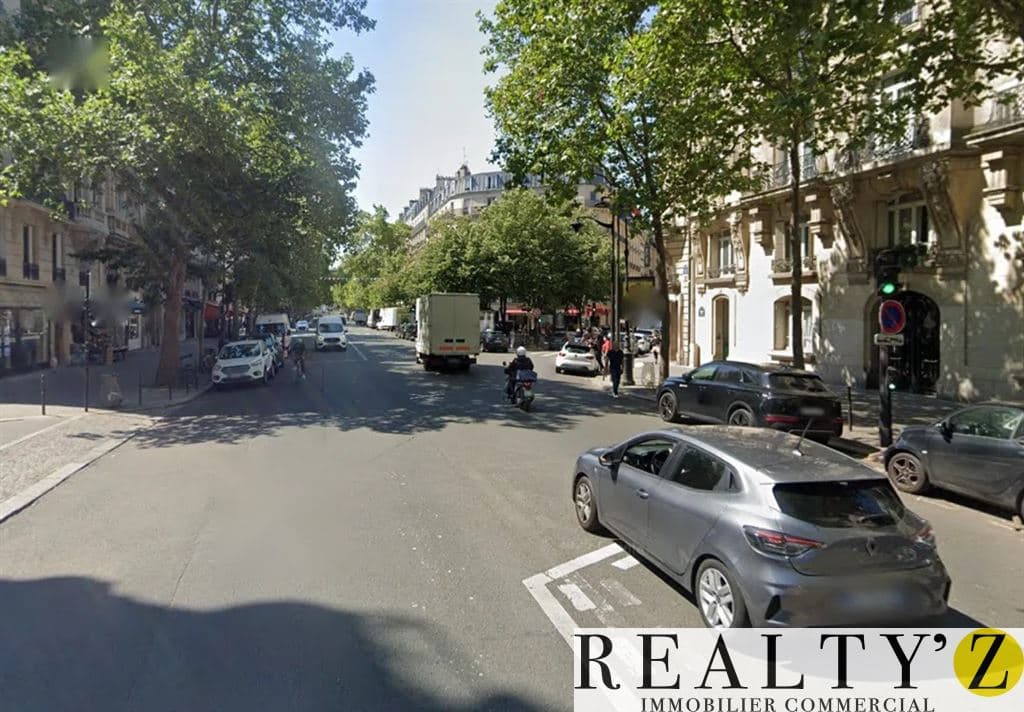 Local commercial · 90 m² · Location — photo 1