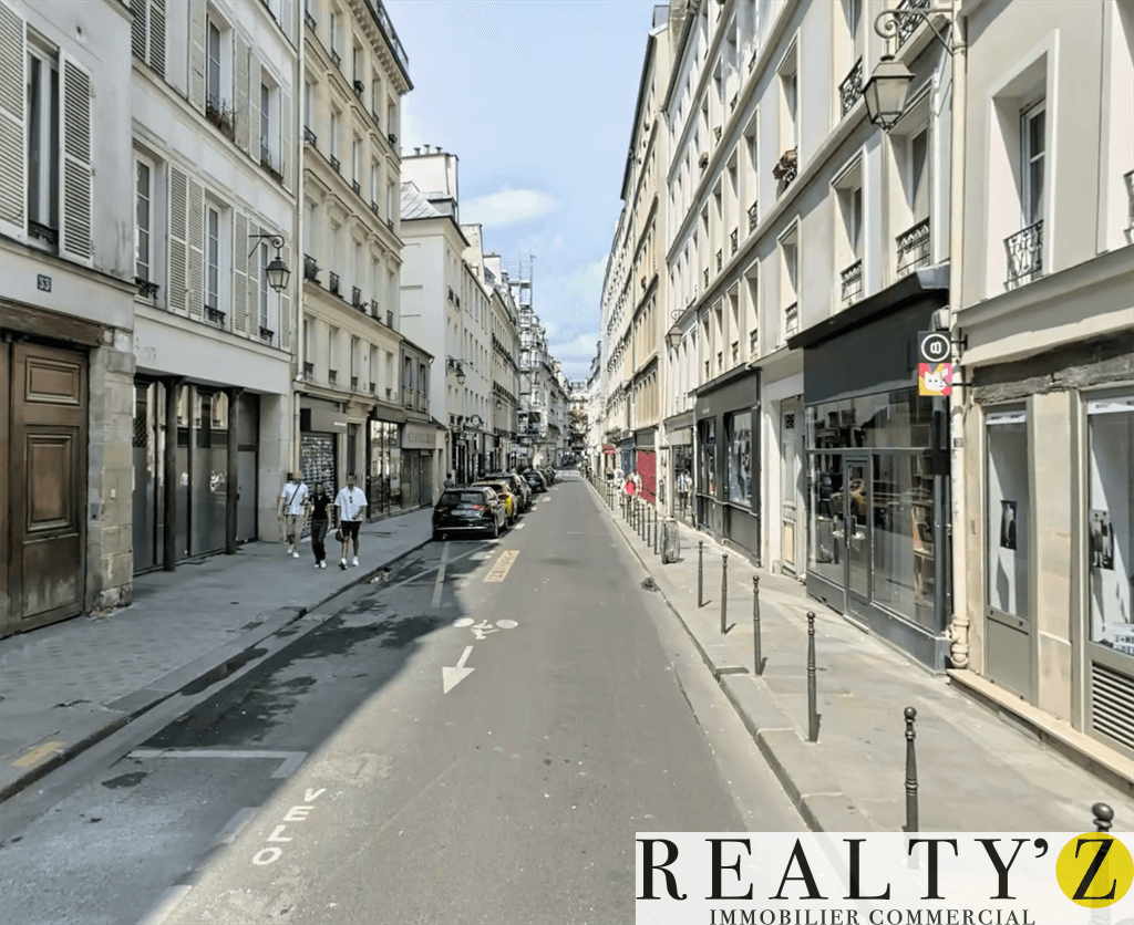 Local commercial · 135 m² · Location — photo 1