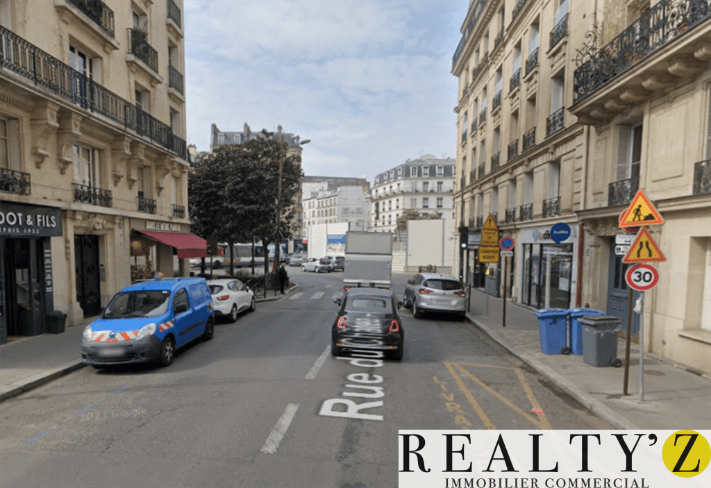 Local commercial · 107 m² · Location — photo 1