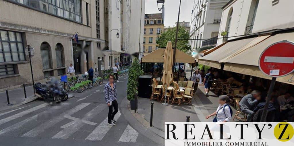 Local commercial · 61 m² · Location — photo 1