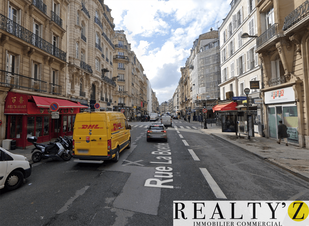 Local commercial · 130 m² · Cession de bail — photo 1