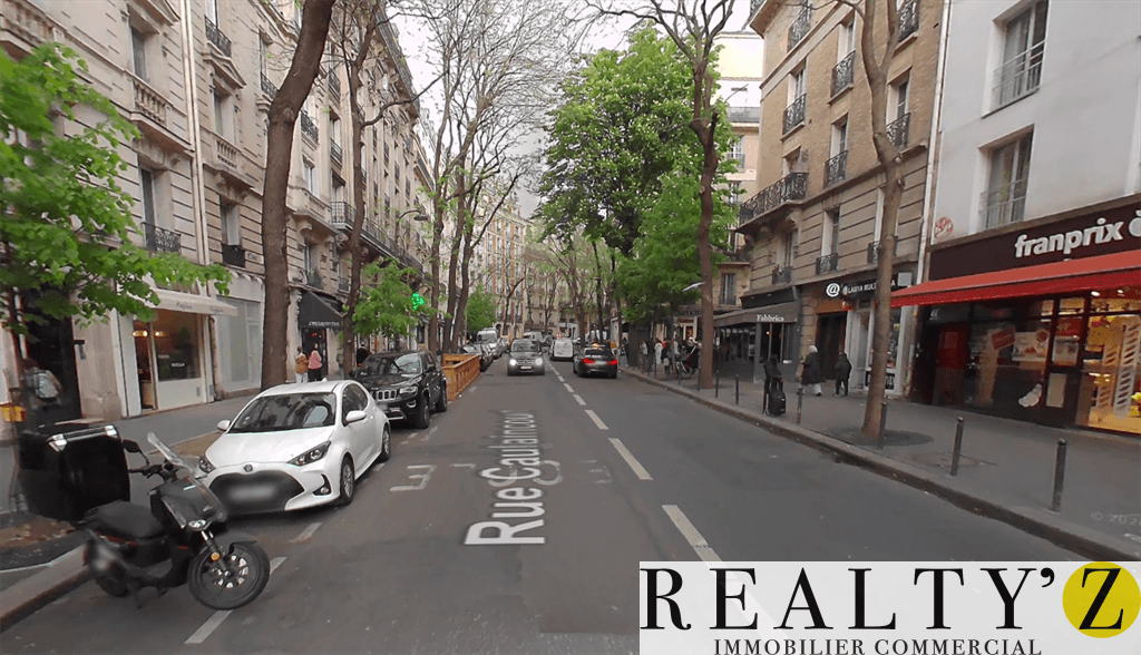 Local commercial · 85 m² · Location — photo 1
