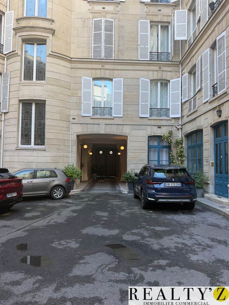 Local commercial · 20 m² · Location — photo 1