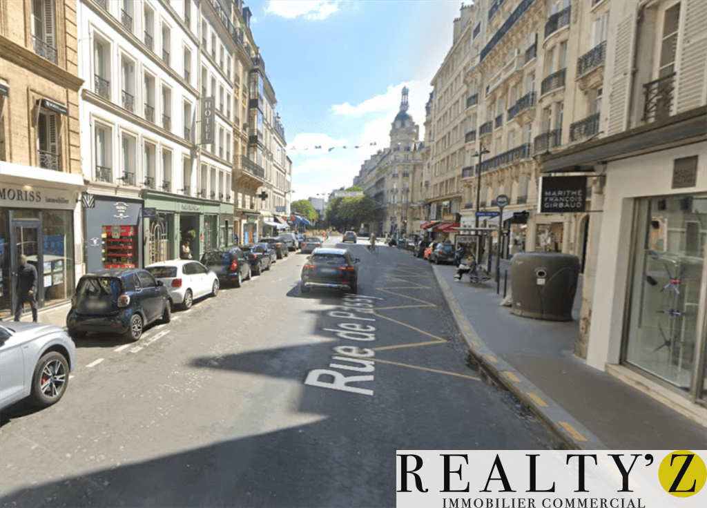 Local commercial · 66 m² · Location — photo 1
