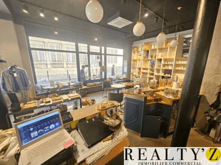 Local commercial · 110 m² · Location — photo 1