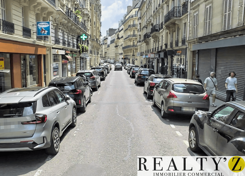 Local commercial · 145 m² · Location — photo 1