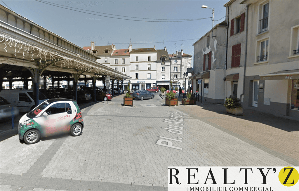 Local commercial · 90 m² · Location — photo 1