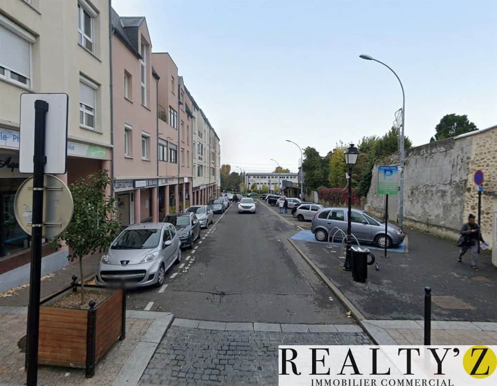 Local commercial · 25 m² · Location — photo 1