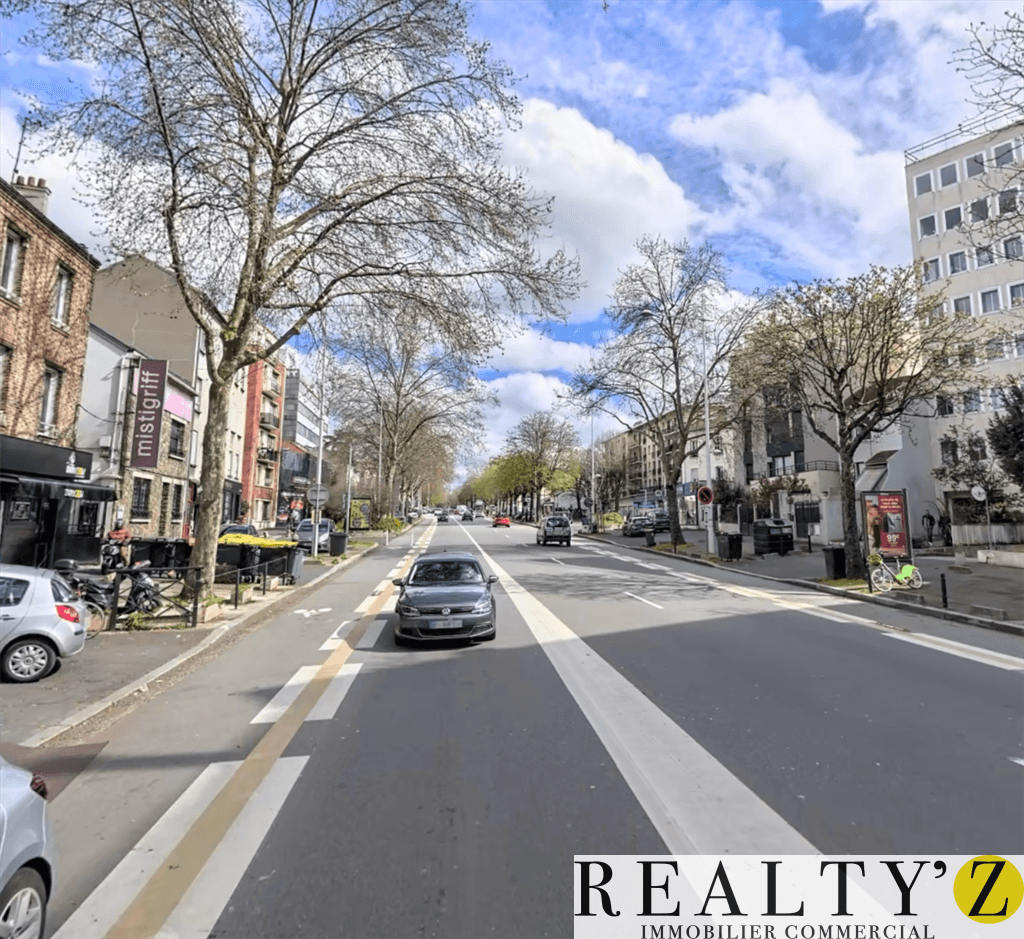Local commercial · 45 m² · Location — photo 1