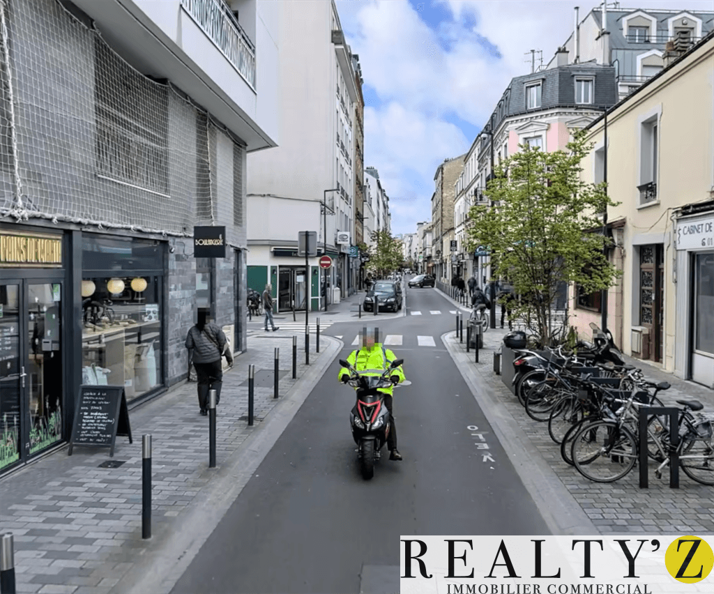 Local commercial · 45 m² · Location — photo 1