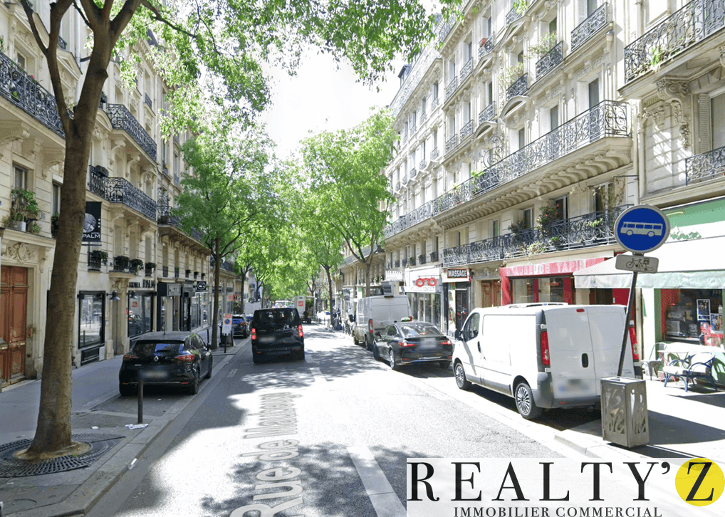 Local commercial · 72 m² · Location — photo 1