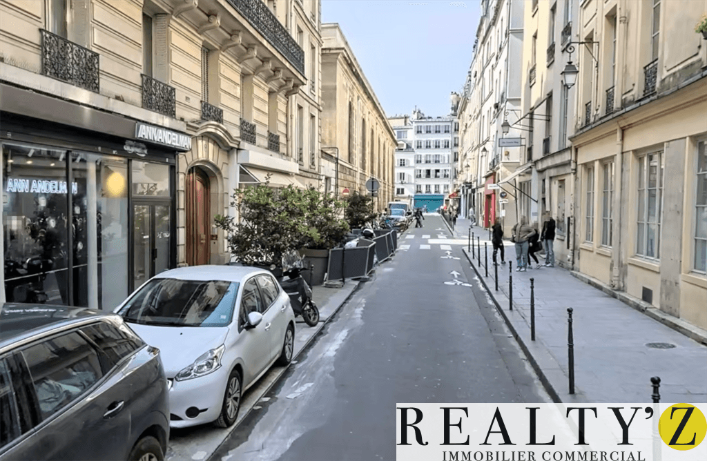 Local commercial · 286 m² · Location — photo 1