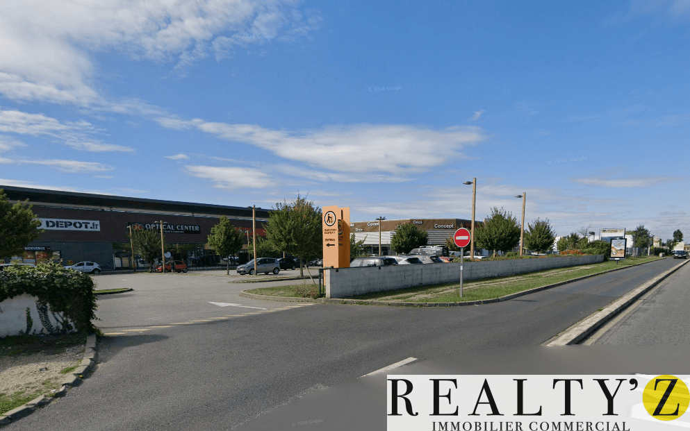 Local commercial · 537 m² · Location — photo 1