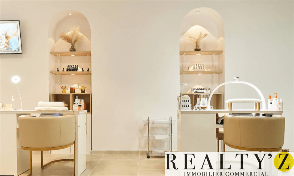 Local commercial · 122 m² · Location — photo 1