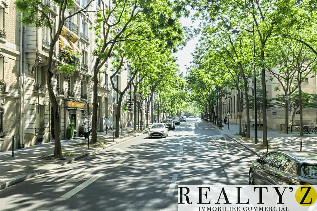 Local commercial · 63 m² · Achat des murs — photo 1
