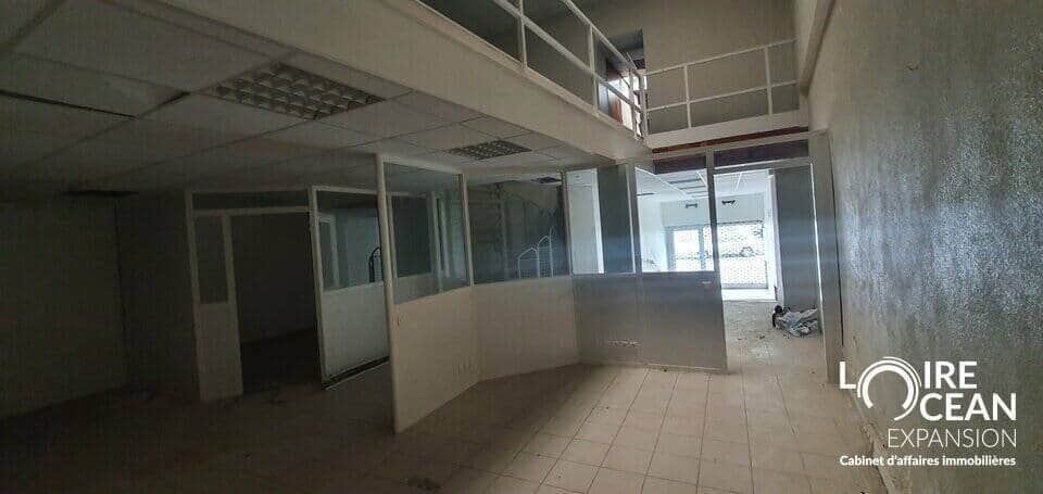 Local commercial · 250 m² · Achat des murs — photo 1