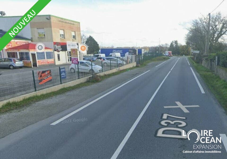 Local commercial · 70 m² · Location — photo 1