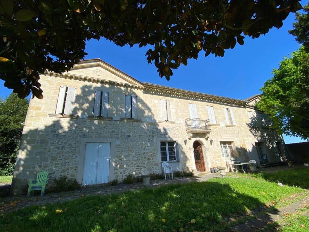 Local commercial · 98 m² · Fonds de commerce — photo 1