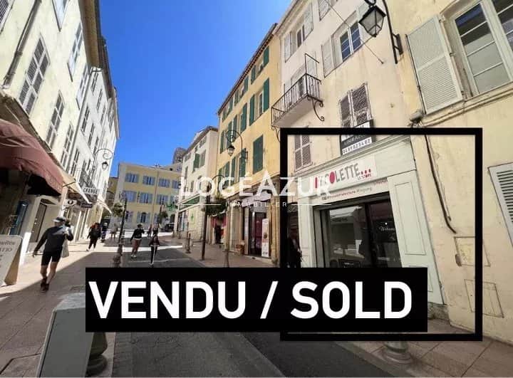 Local commercial · 28 m² · Achat des murs — photo 1