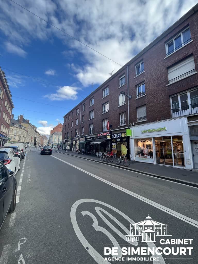 Local commercial · 105 m² · Fonds de commerce — photo 1
