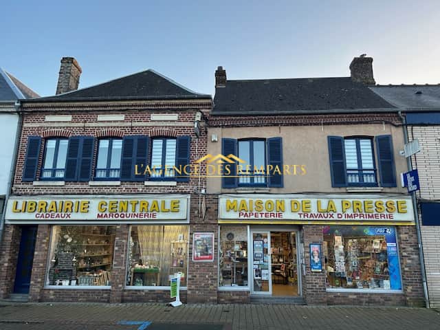 Local commercial · 253 m² · Achat des murs — photo 1