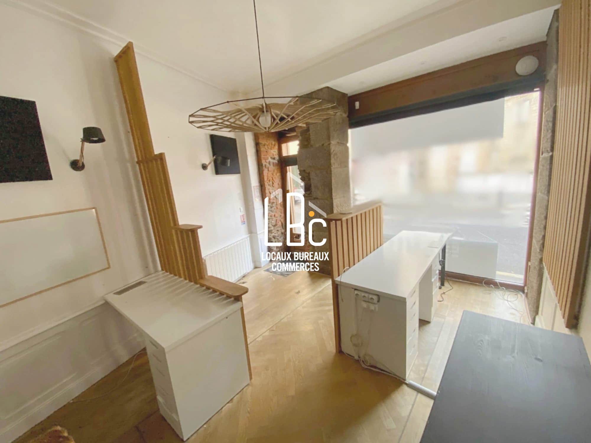 Local commercial · 23 m² · Achat des murs — photo 1