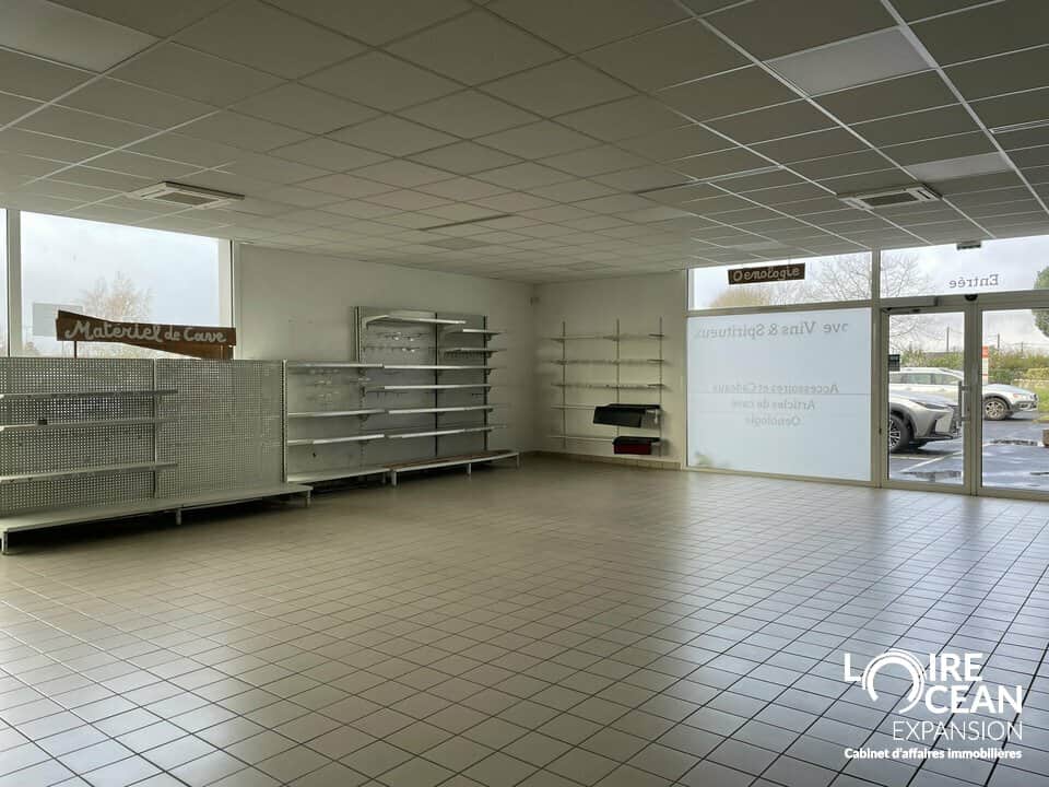 Local commercial · 780 m² · Achat des murs — photo 1