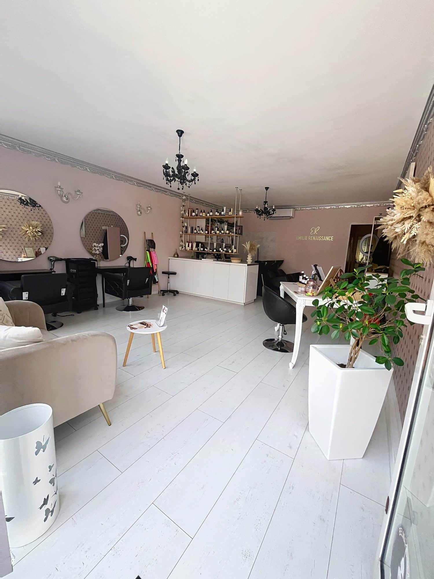 Local commercial · 72 m² · Location — photo 1