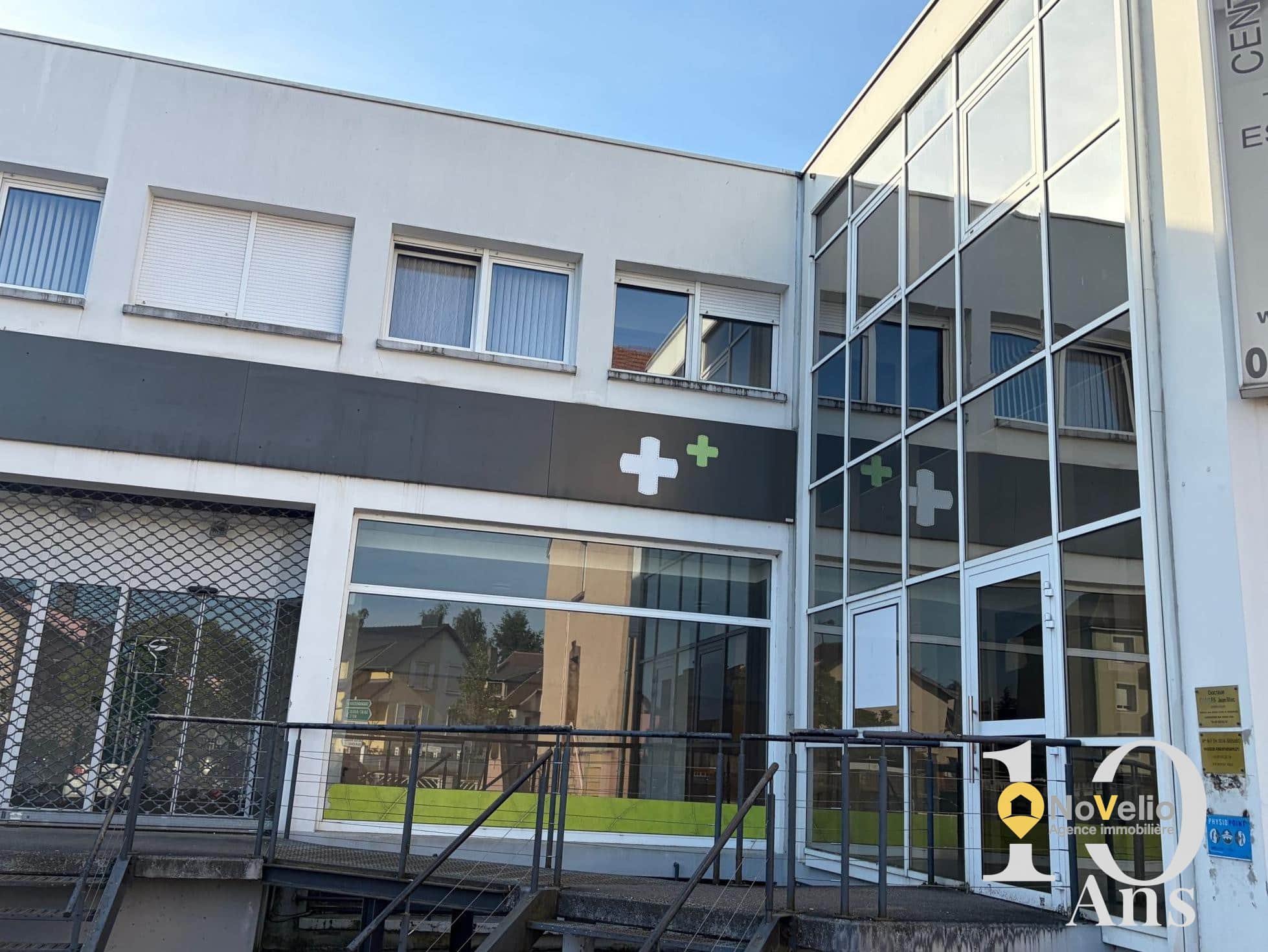 Local commercial · 71 m² · Achat des murs — photo 1