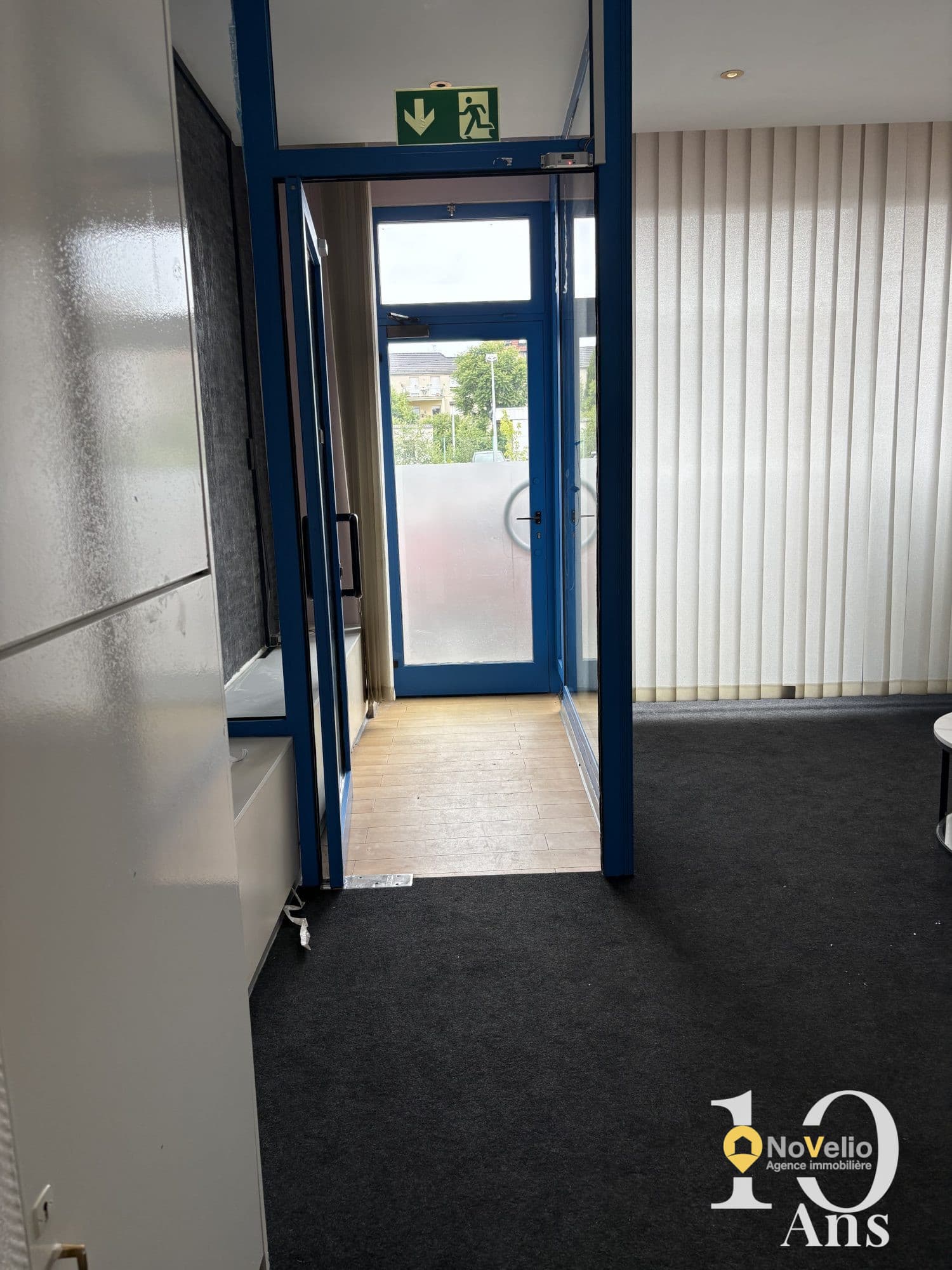 Local commercial · 70 m² · Location — photo 1