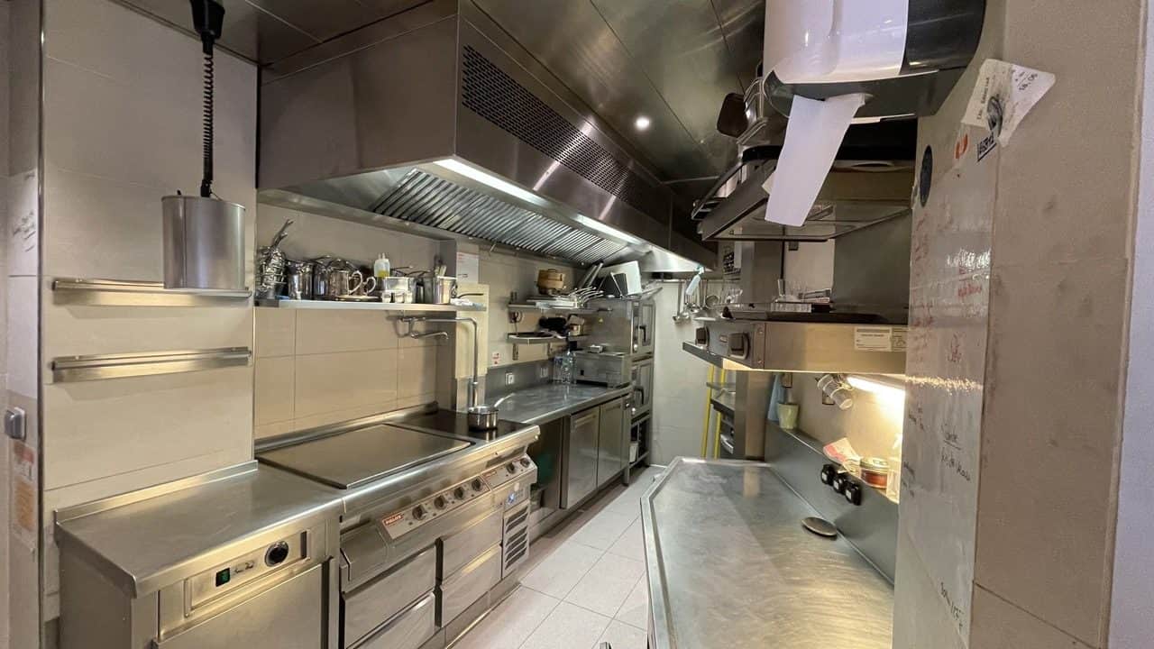 Restaurant gastronomique · 75 m² · Fonds de commerce — photo 1
