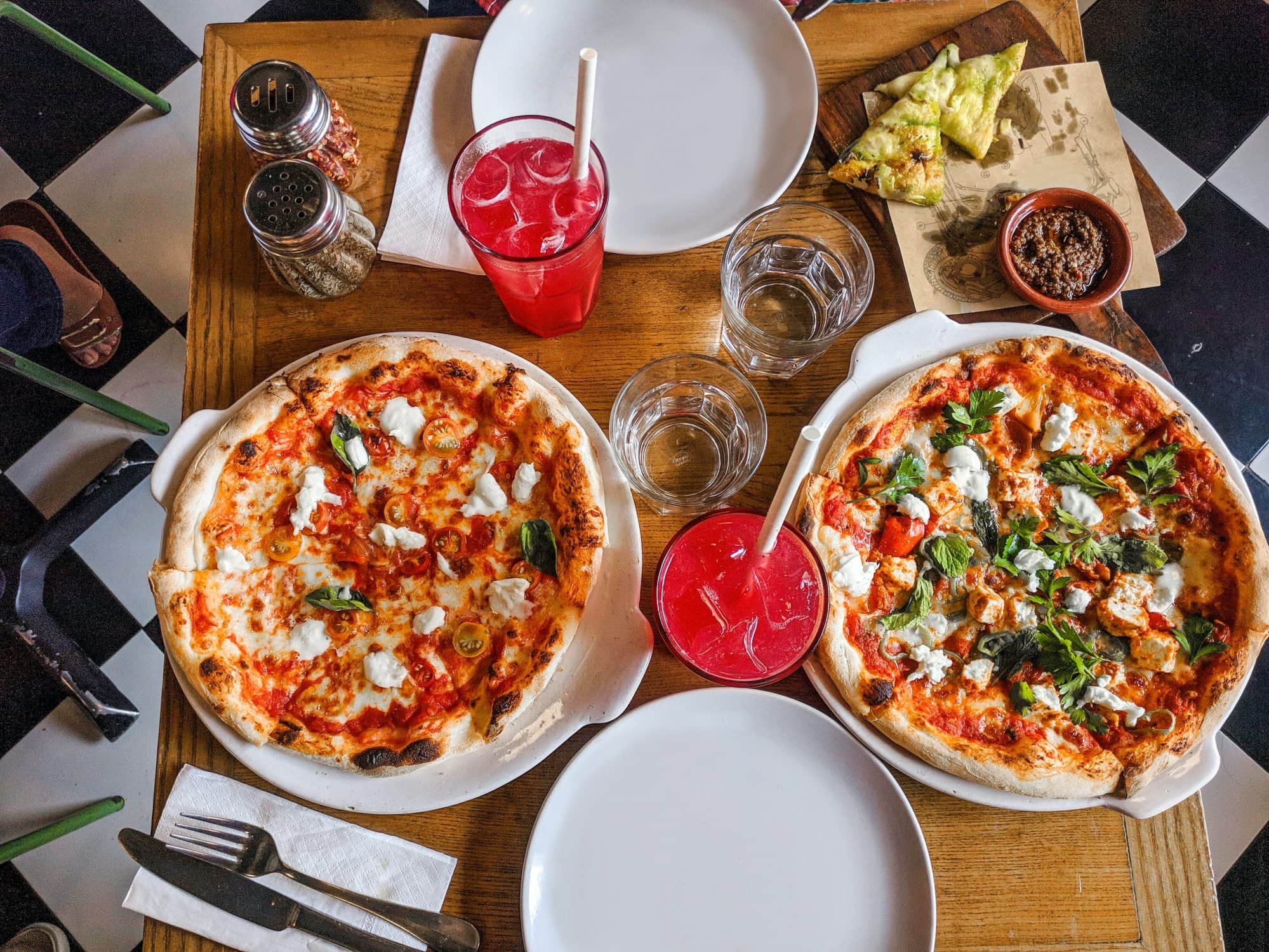 Pizzeria · 120 m² · Fonds de commerce — photo 1