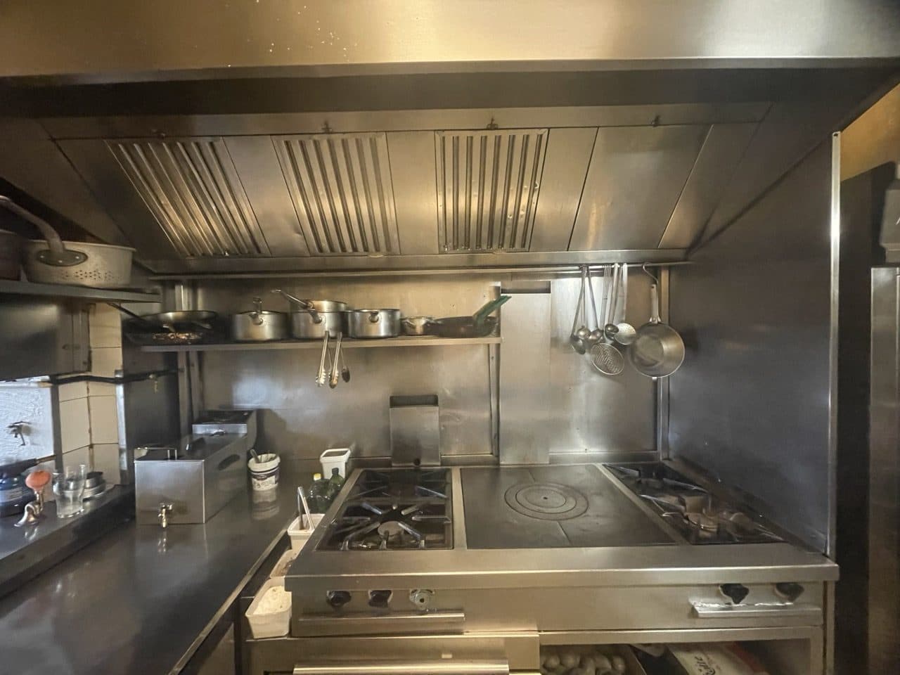 Café Bar Brasserie Restaurant · 80 m² · Fonds de commerce — photo 1