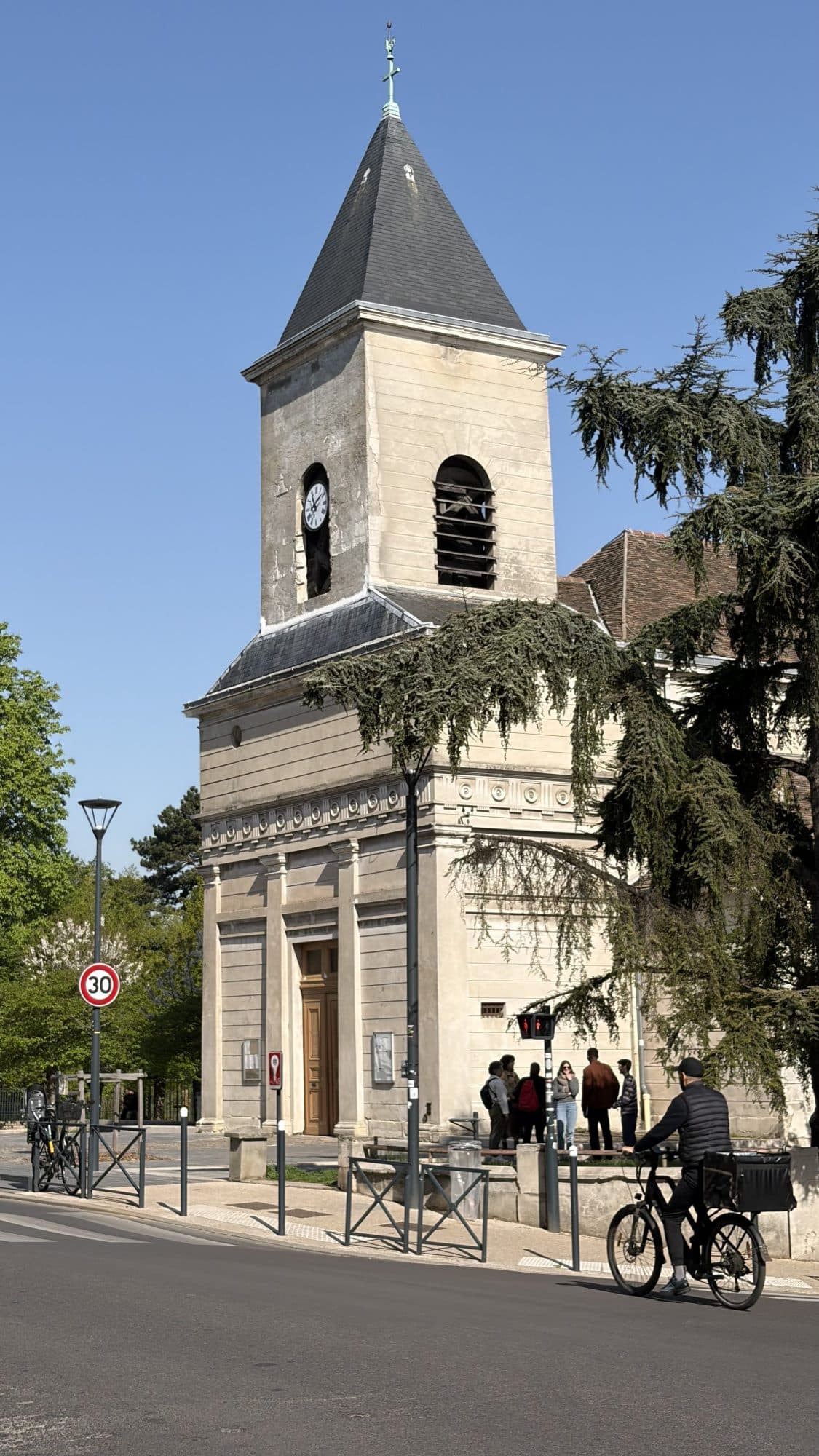 Épicerie · 27 m² · Fonds de commerce — photo 1