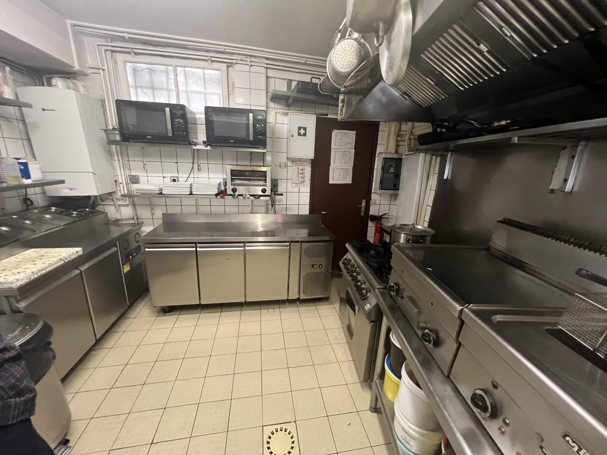 Brasserie · 120 m² · Fonds de commerce — photo 1
