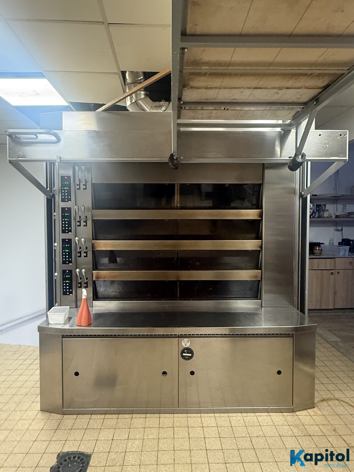 Boulangerie · 160 m² · Fonds de commerce — photo 1