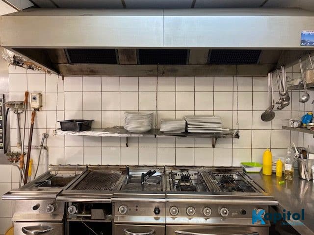 Restaurant traditionnel · 113 m² · Fonds de commerce — photo 1