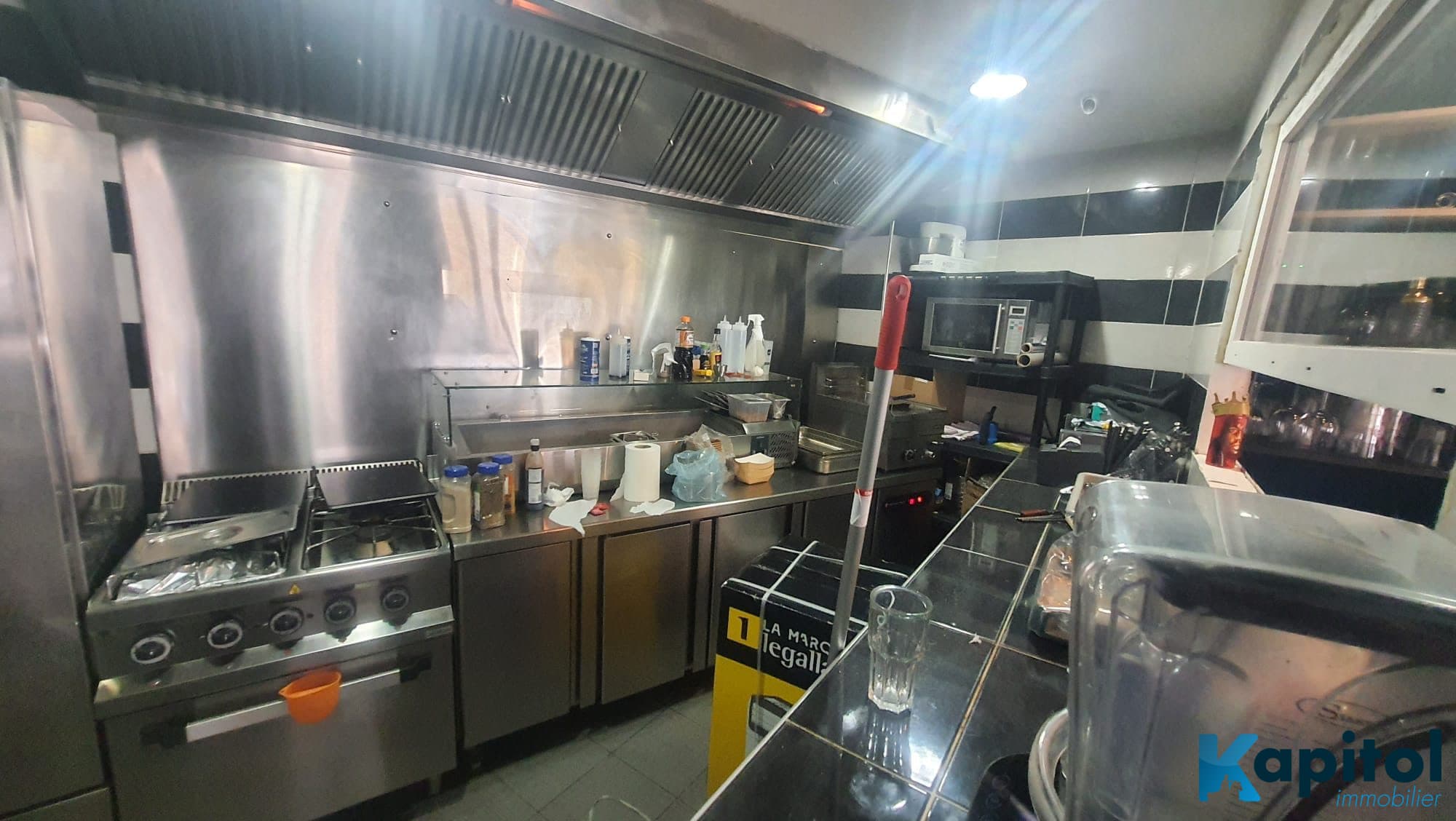 Restauration rapide · 80 m² · Fonds de commerce — photo 1