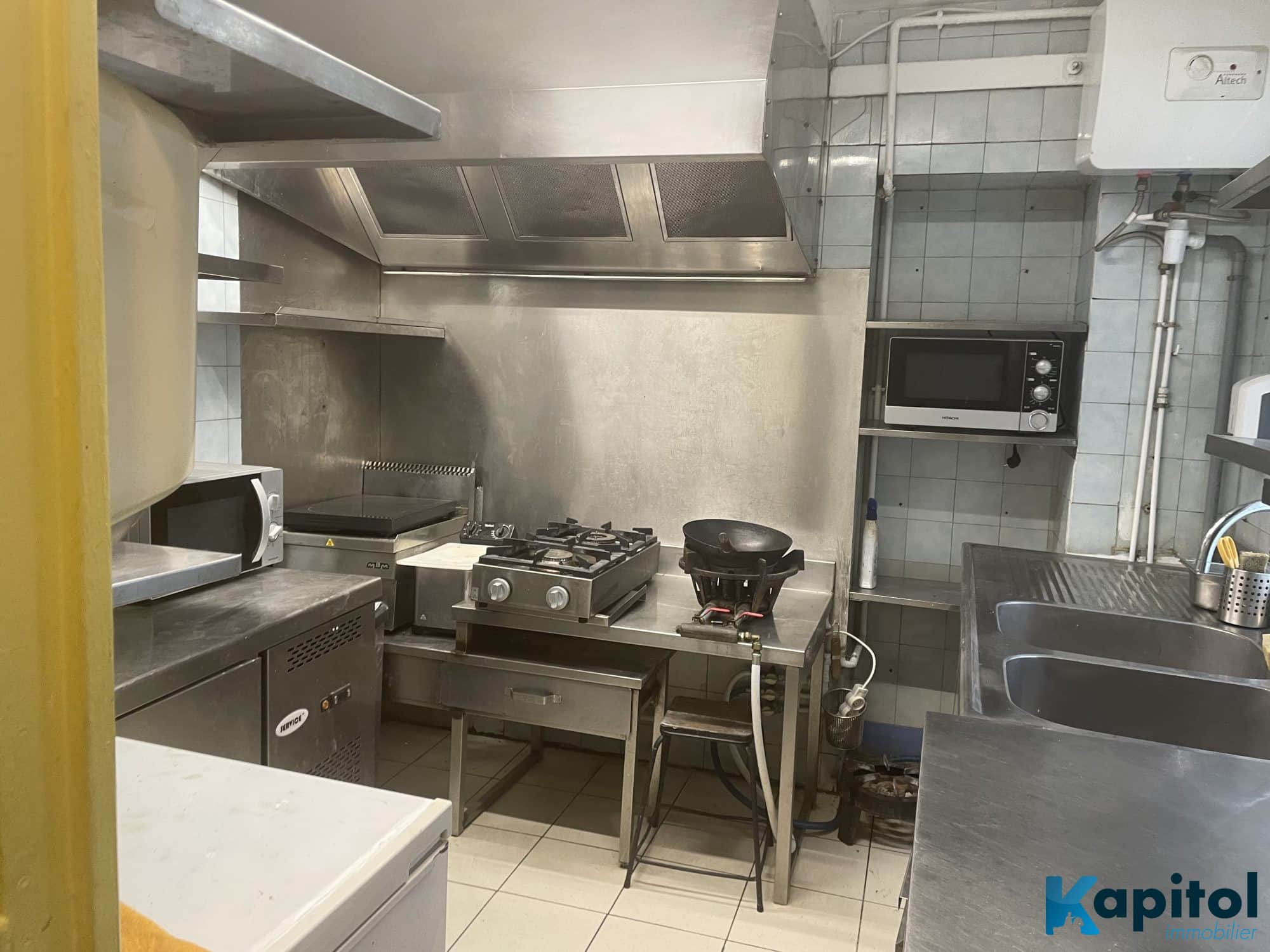 Local commercial · 32 m² · Fonds de commerce — photo 1