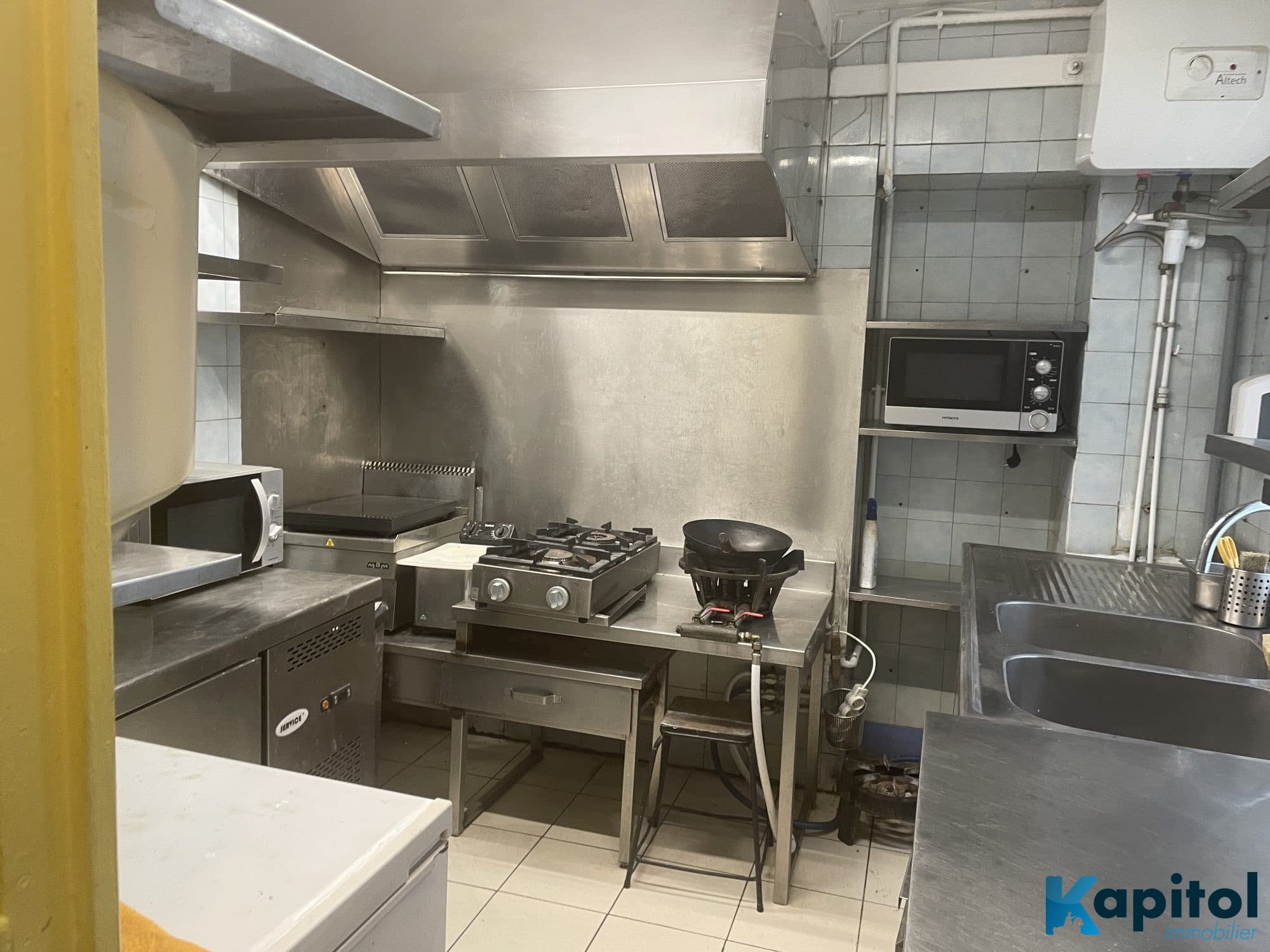 Local commercial · 32 m² · Fonds de commerce — photo 1