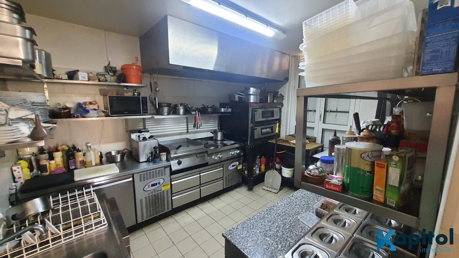 Local commercial · 84 m² · Fonds de commerce — photo 1