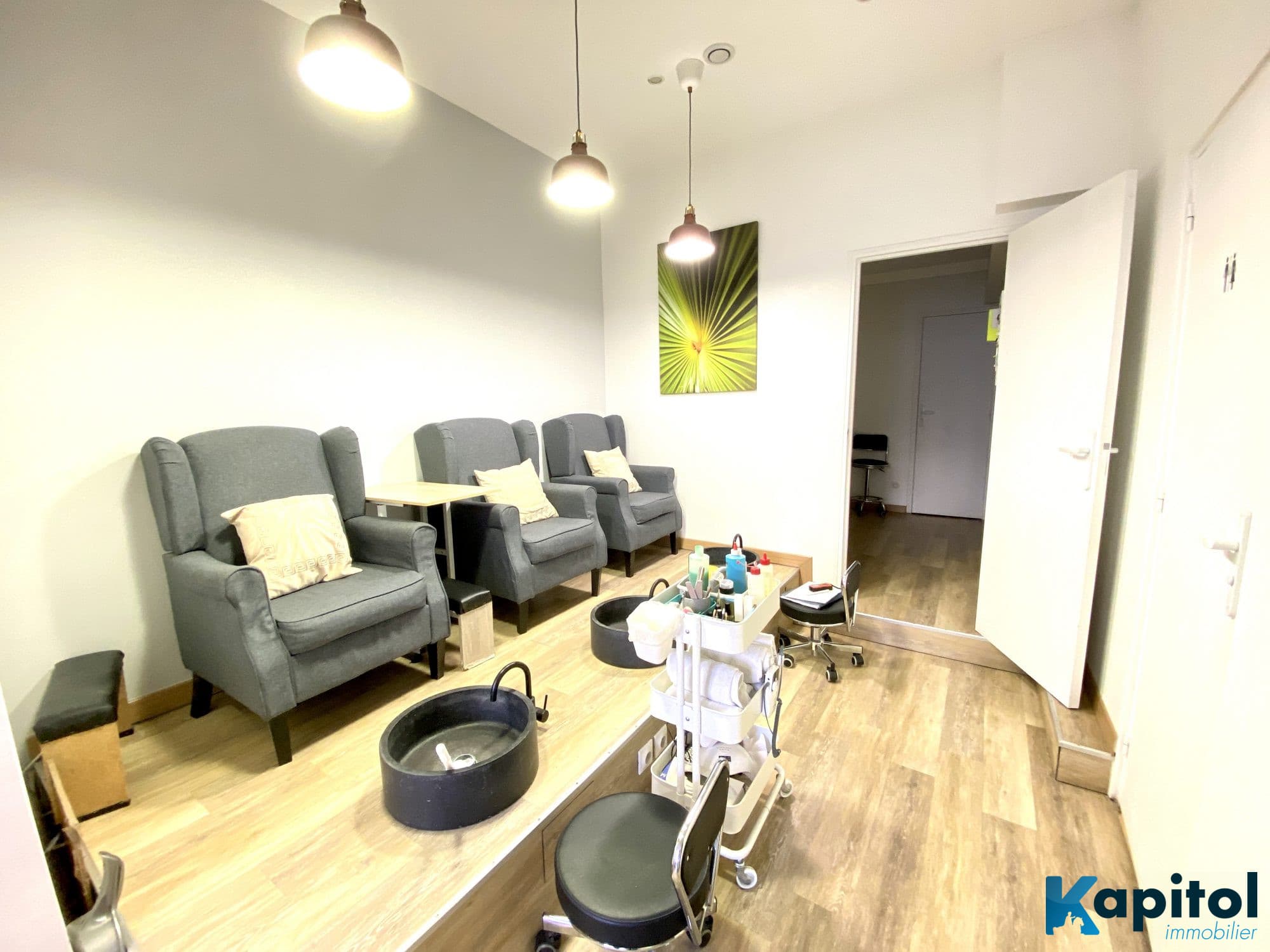 Onglerie · 45 m² · Fonds de commerce — photo 1