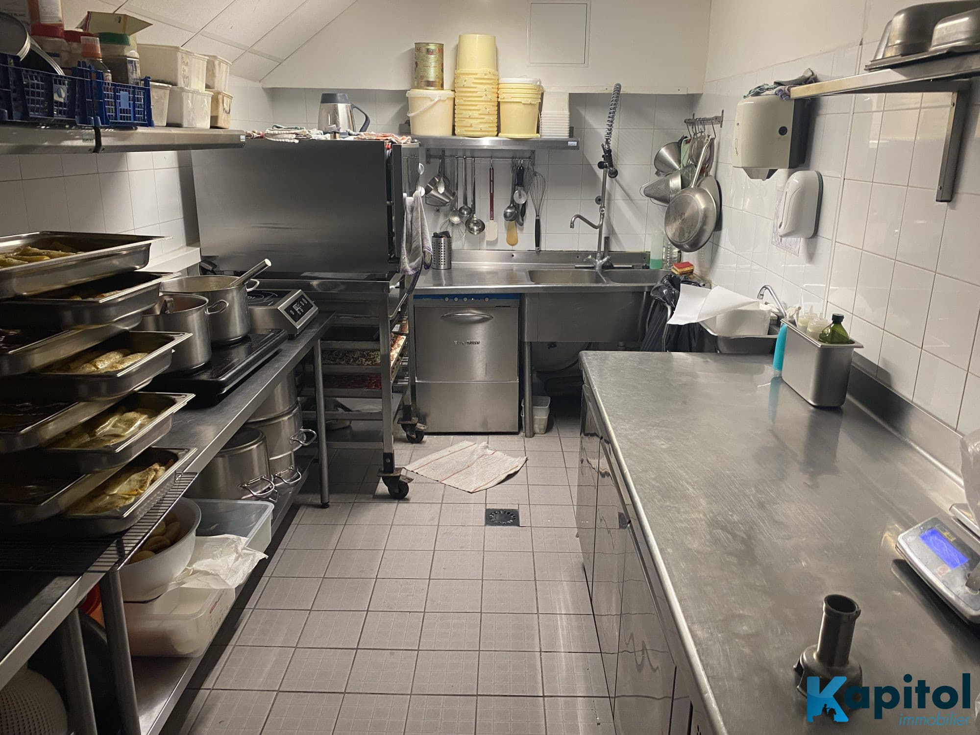 Restauration rapide · 105 m² · Fonds de commerce — photo 1