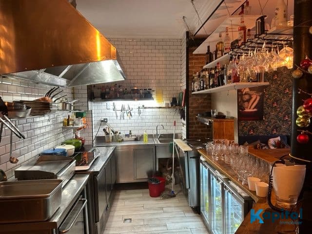 RESTAURANT · 92 m² · Fonds de commerce — photo 1