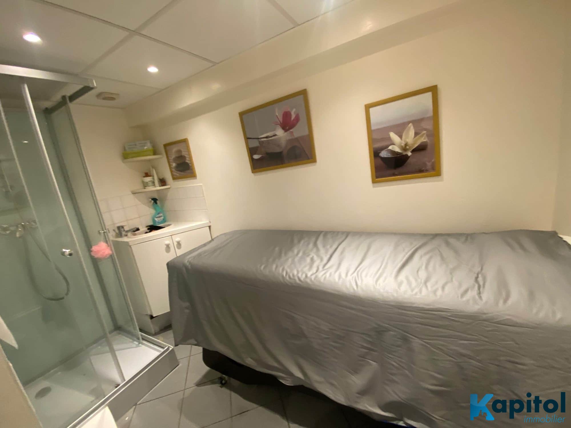 Institut de beauté · 54 m² · Fonds de commerce — photo 1